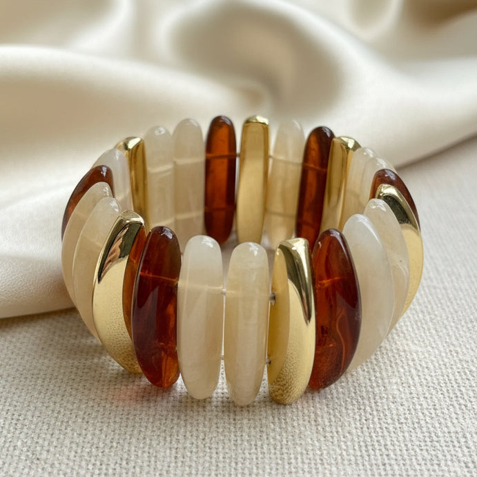 Gloss Girl Bangle (Brown)